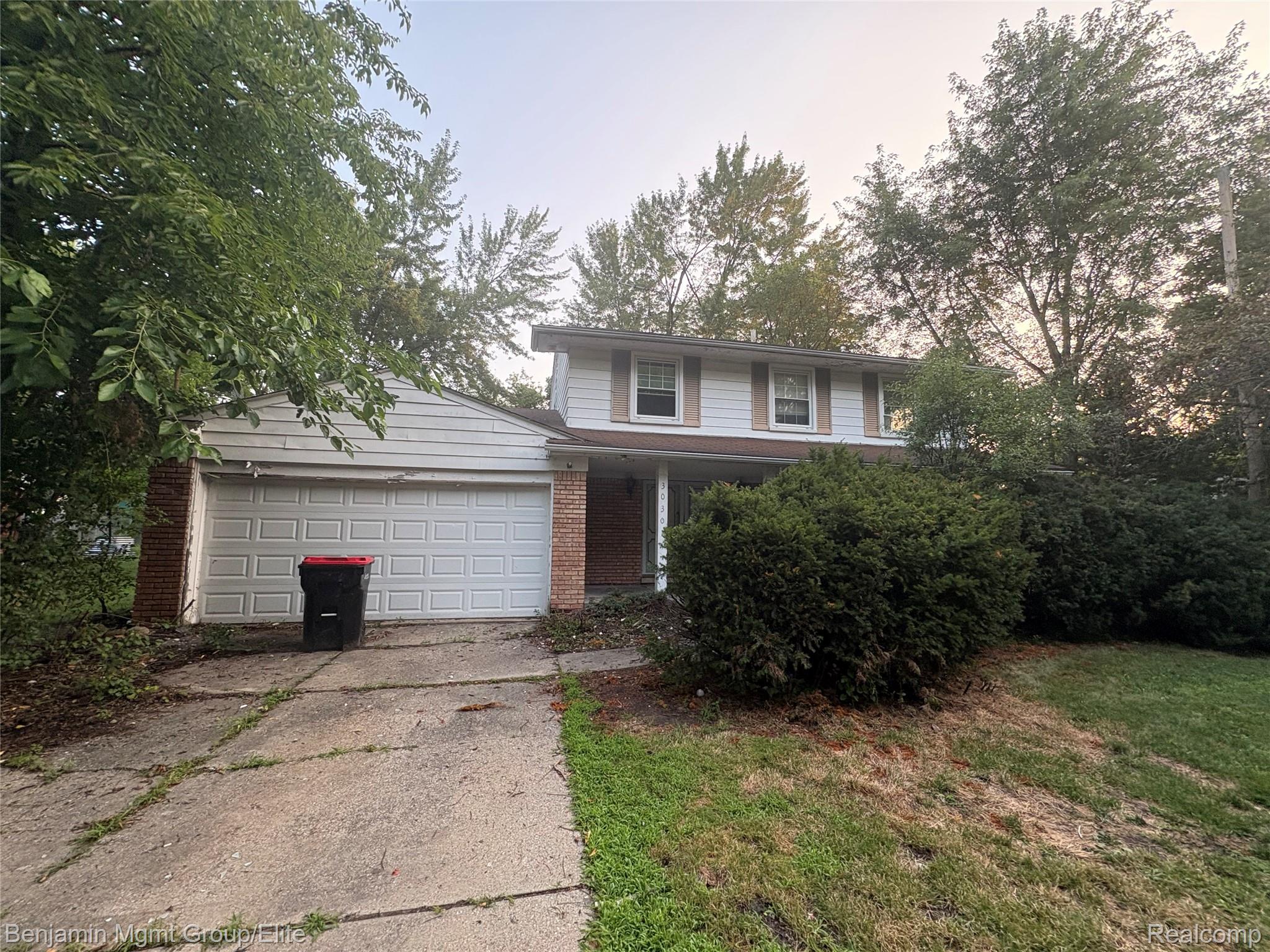 30301 Spring River Drive