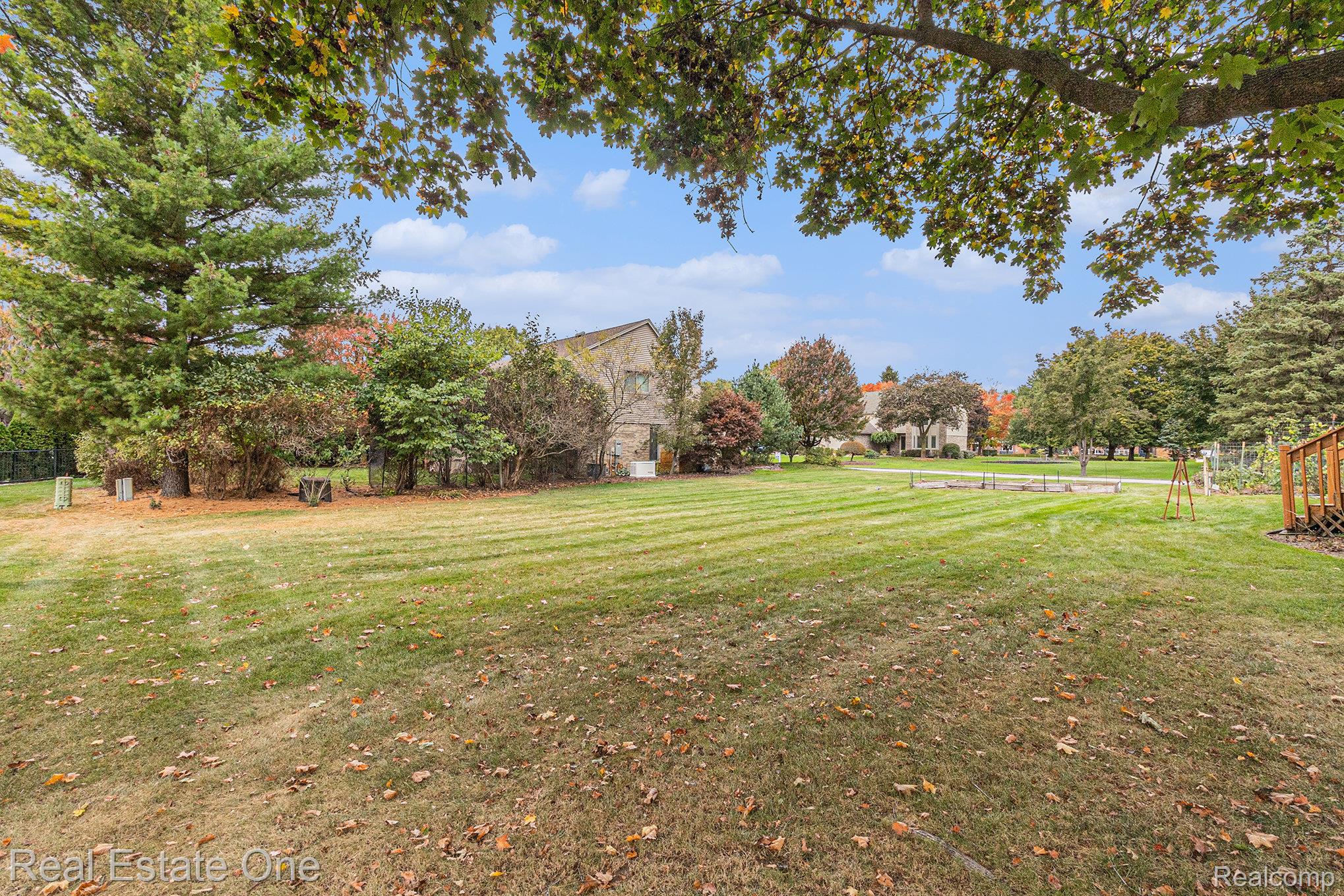 61631 Spring Circle Trail