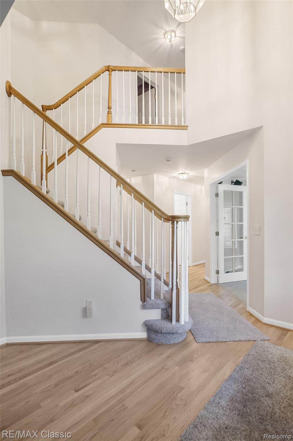 7439 Millwood