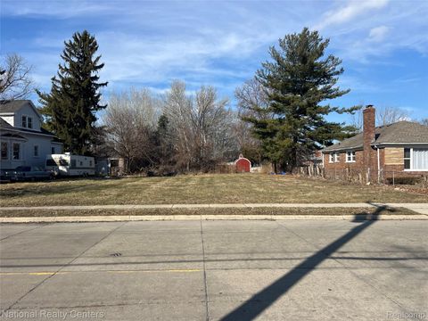 15003 Toepfer Drive Eastpointe City MI 48021