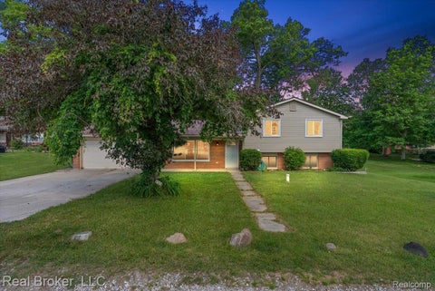 Photo for 8320 Hillpoint Drive