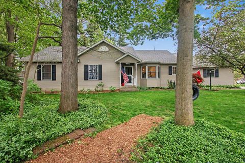 1234 S Shore Drive Holland City MI 49423