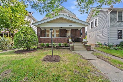 1318 Maryland Street Grosse Pointe City MI 48230