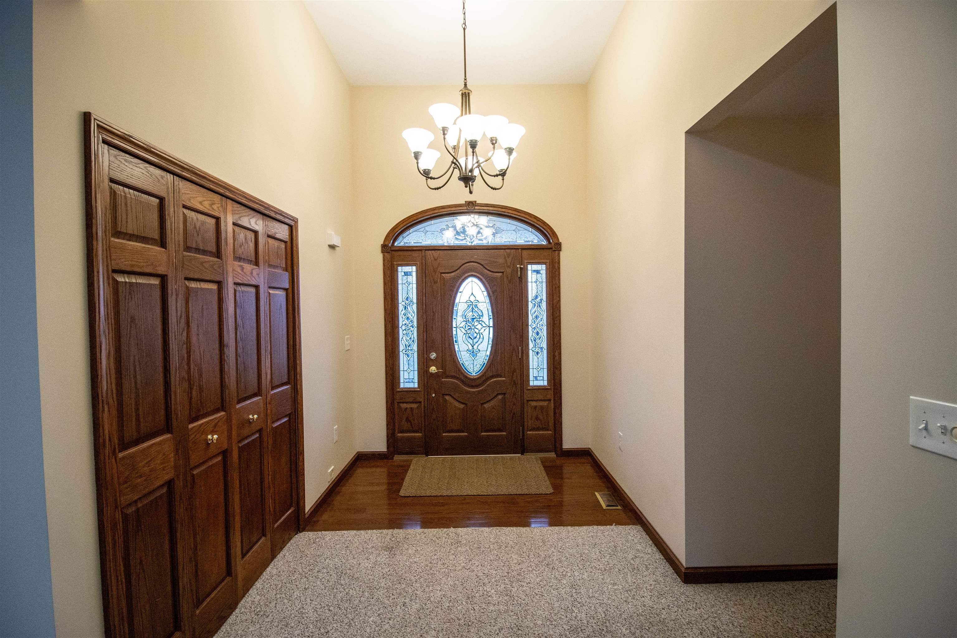 8364 Oak Ridge Drive