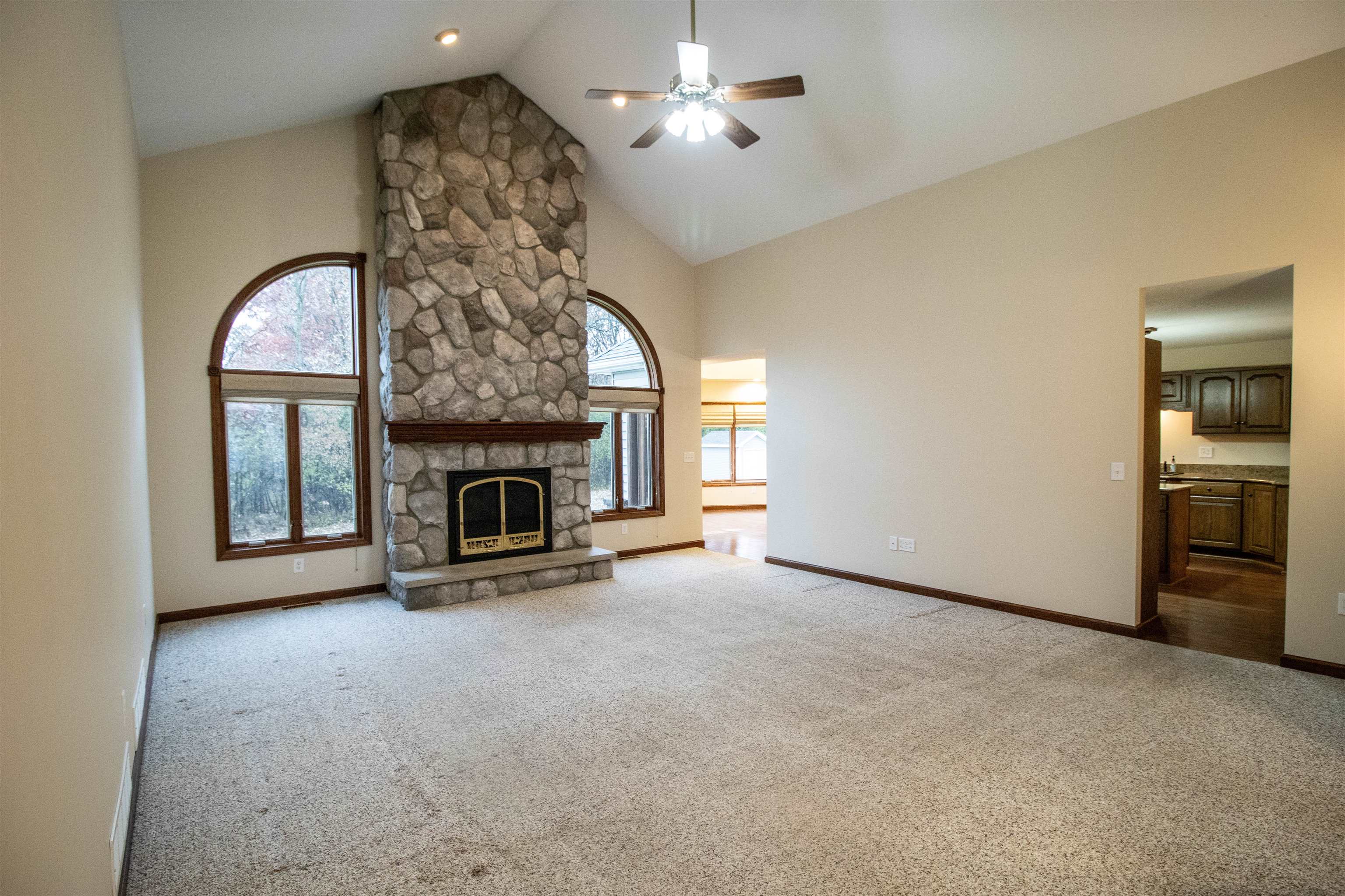 8364 Oak Ridge Drive