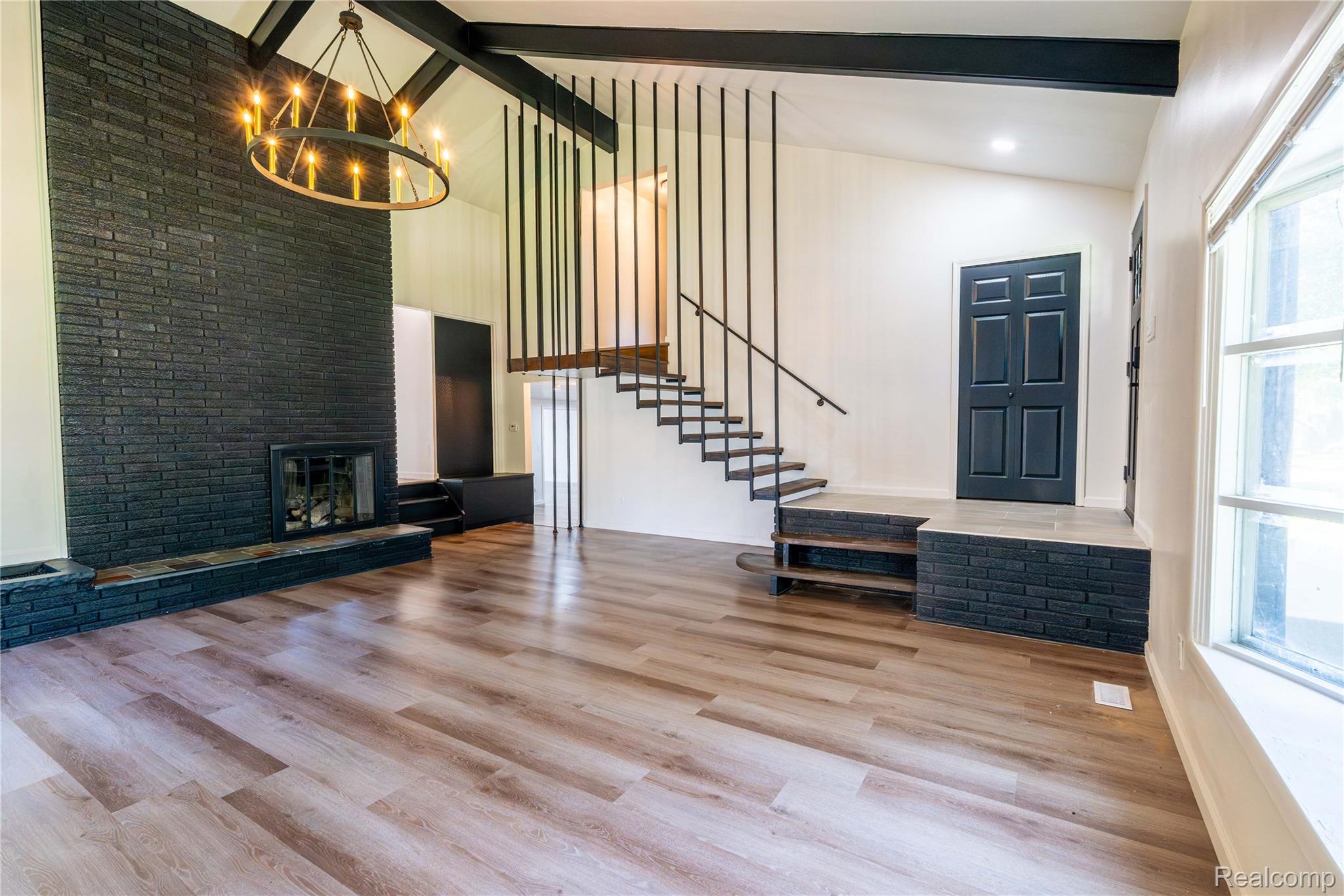 Livonia City, Michigan 48154, United States, 4 Bedrooms Bedrooms, ,3 BathroomsBathrooms,Residential,Active,180804