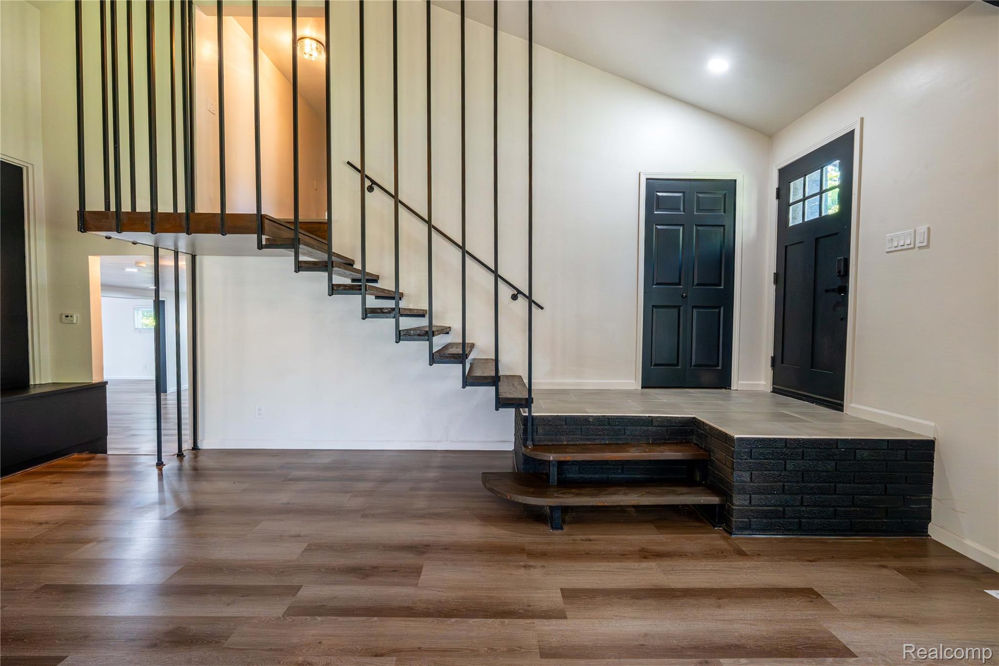 Livonia City, Michigan 48154, United States, 4 Bedrooms Bedrooms, ,3 BathroomsBathrooms,Residential,Active,180804