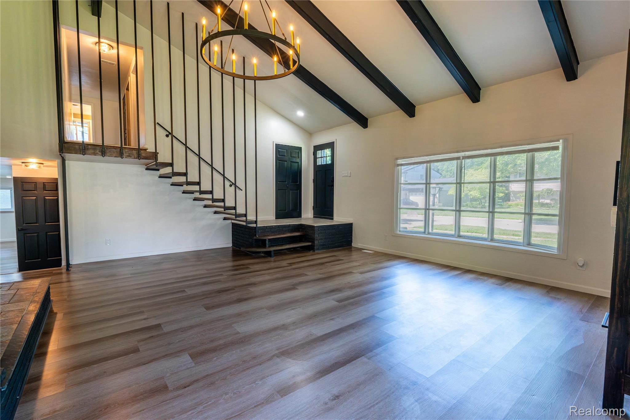 Livonia City, Michigan 48154, United States, 4 Bedrooms Bedrooms, ,3 BathroomsBathrooms,Residential,Active,180804