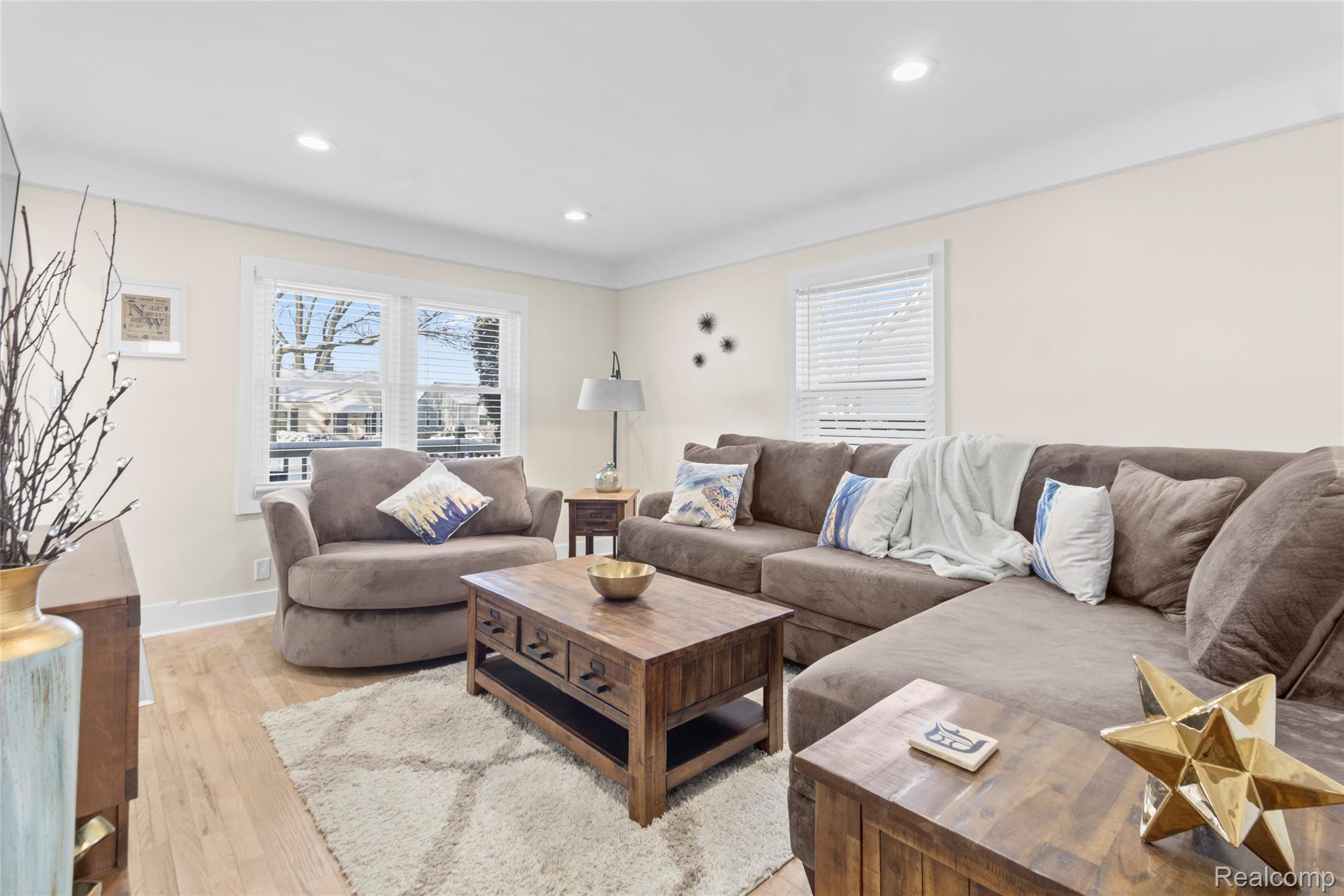 26364 Hampden Street