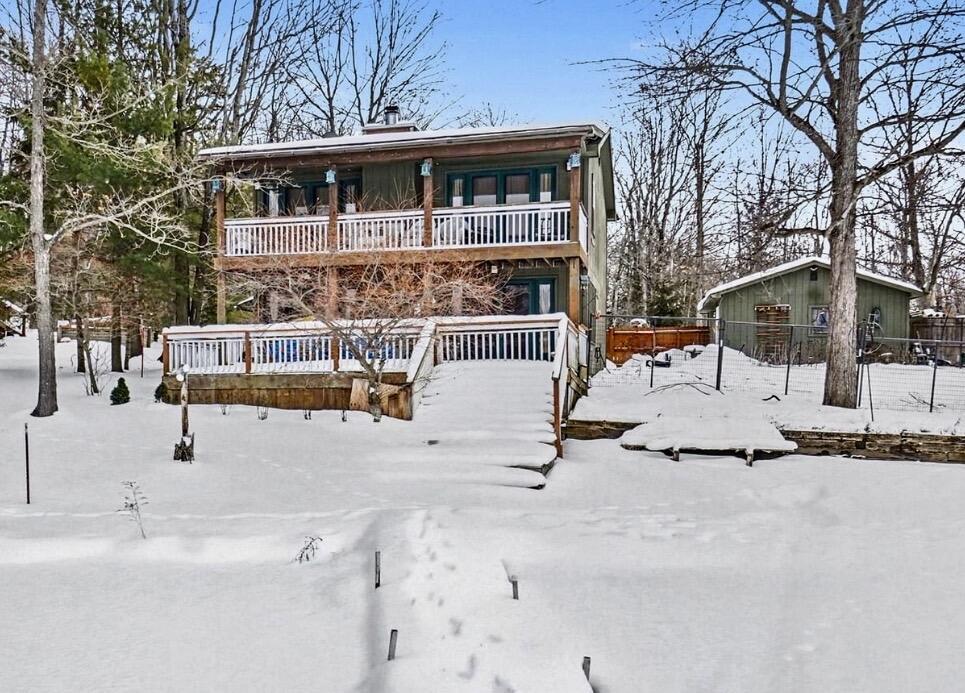 275 Negaunee Lake Drive