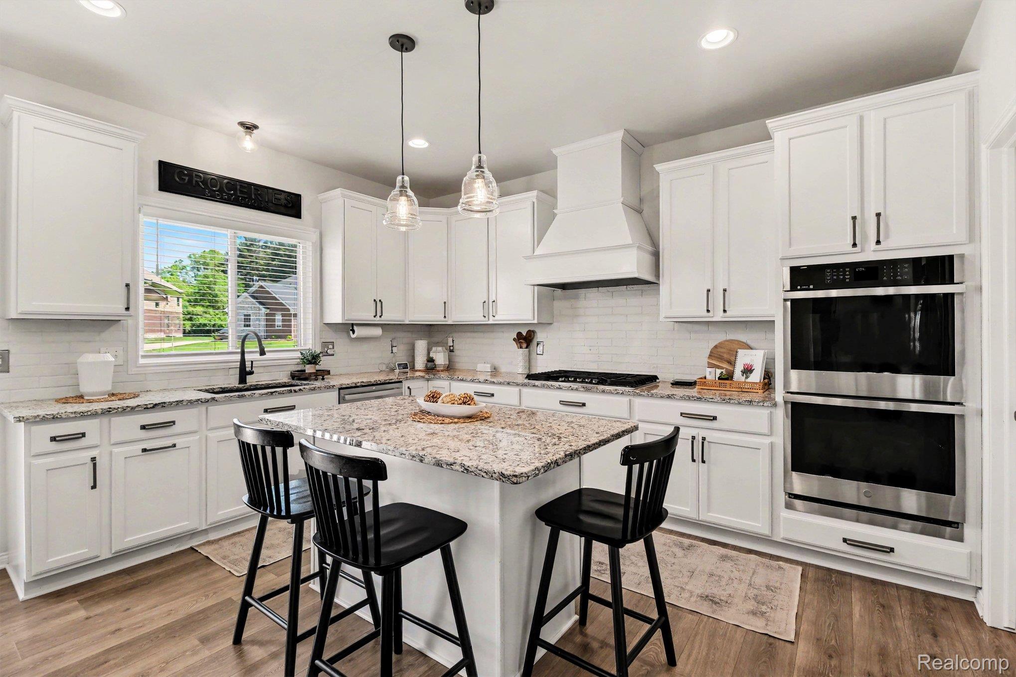 5531 Morgan Lake Drive