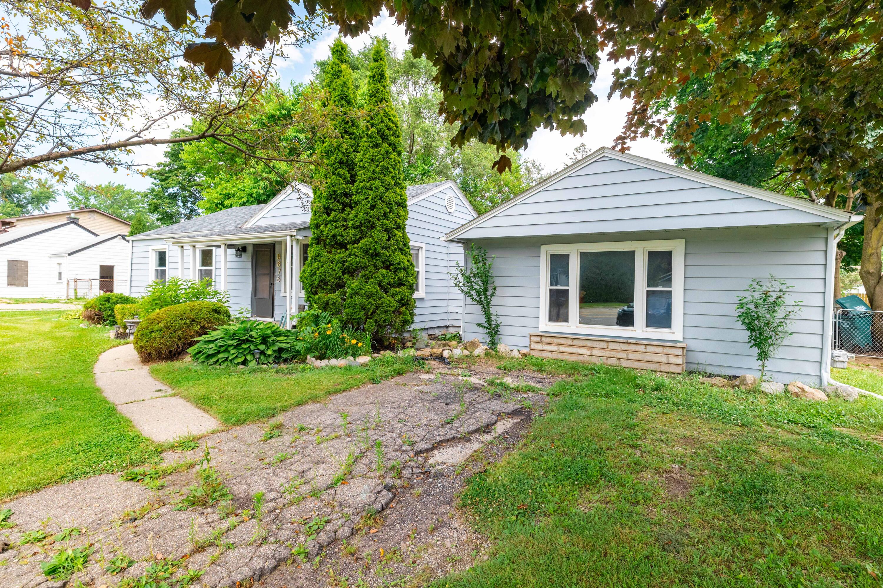 8876 Sheldon Road
