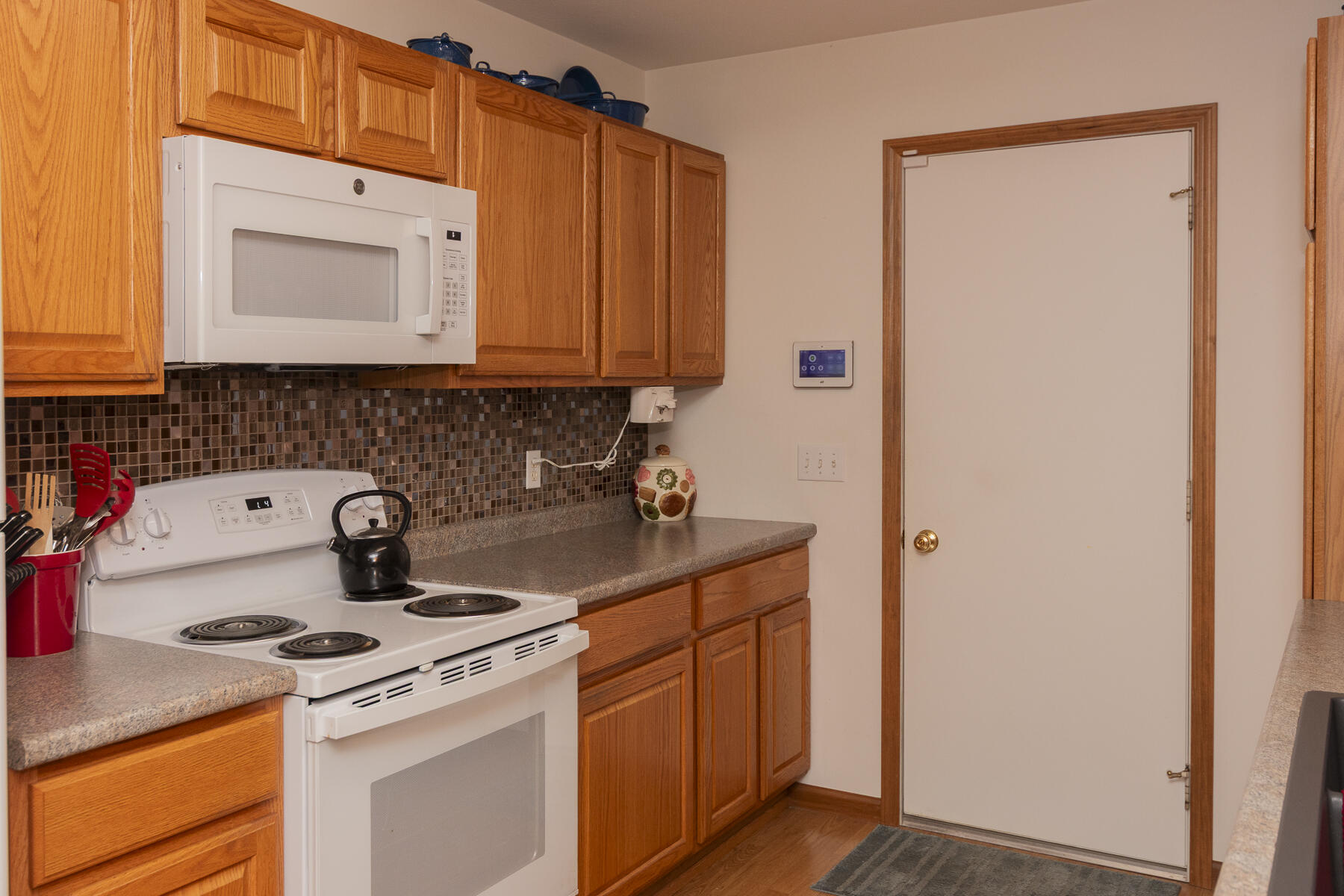 27348 Manstrom Drive