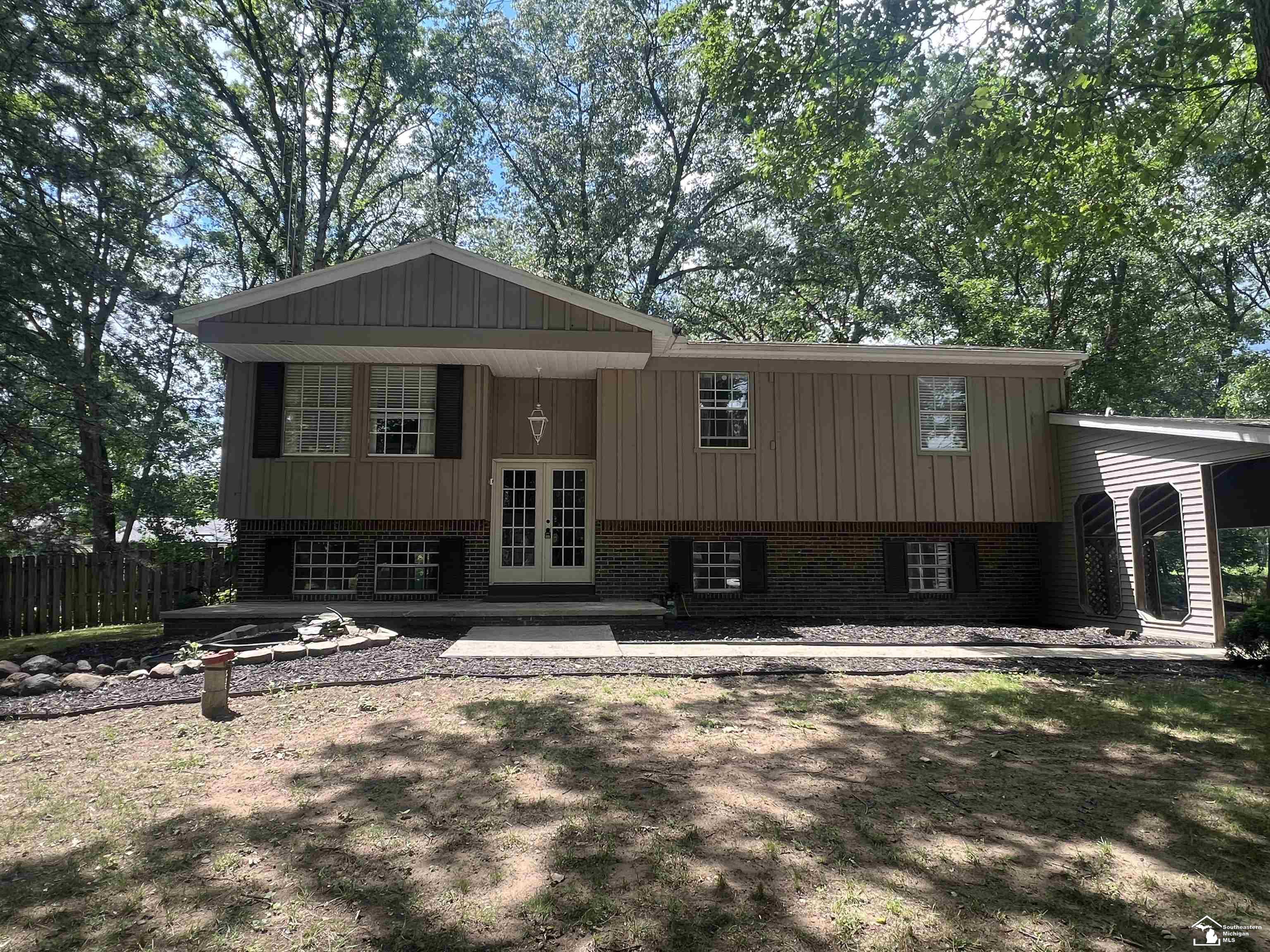 11589 Brookshire Drive
