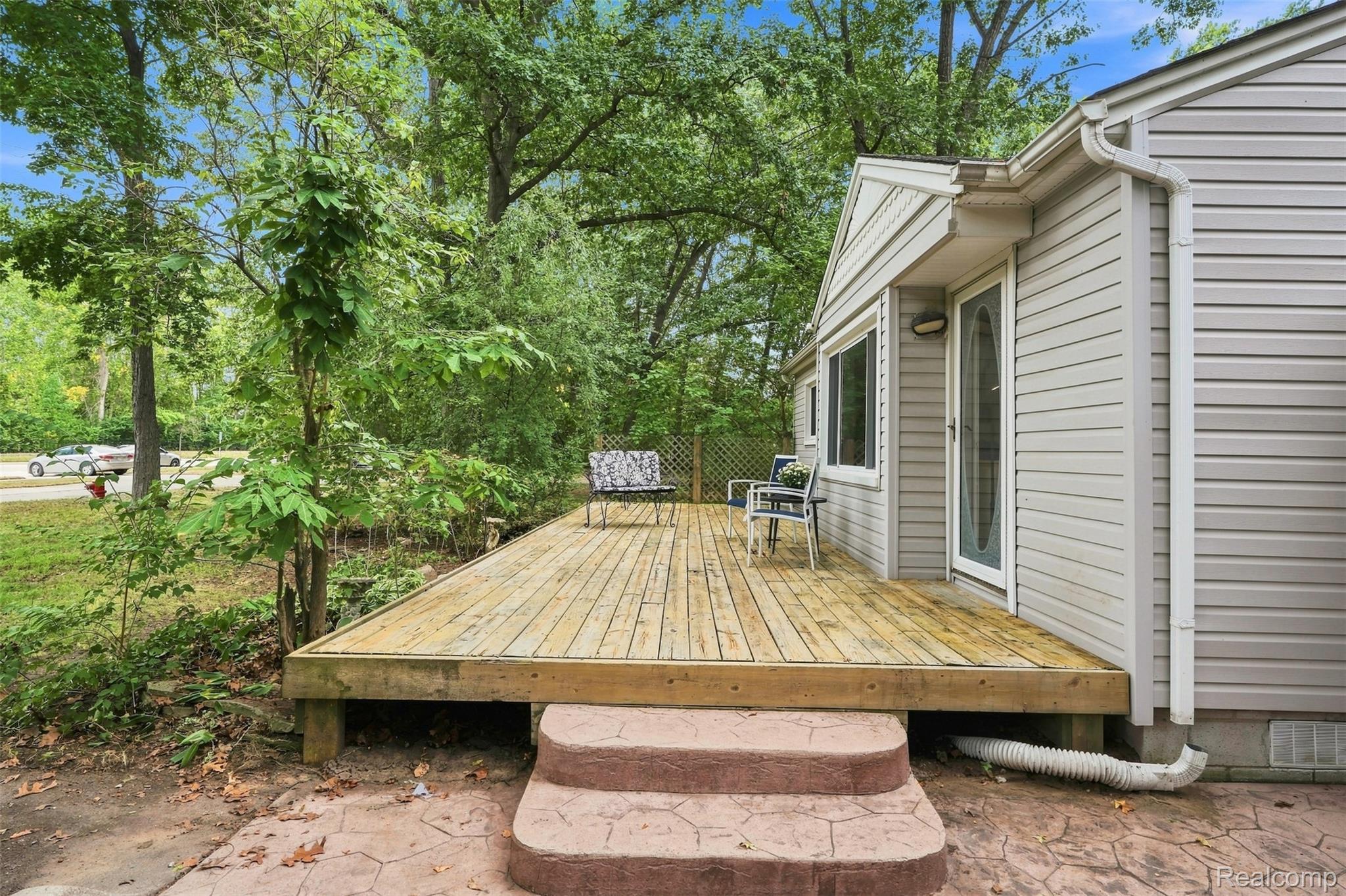 23366 Superior Parkway
