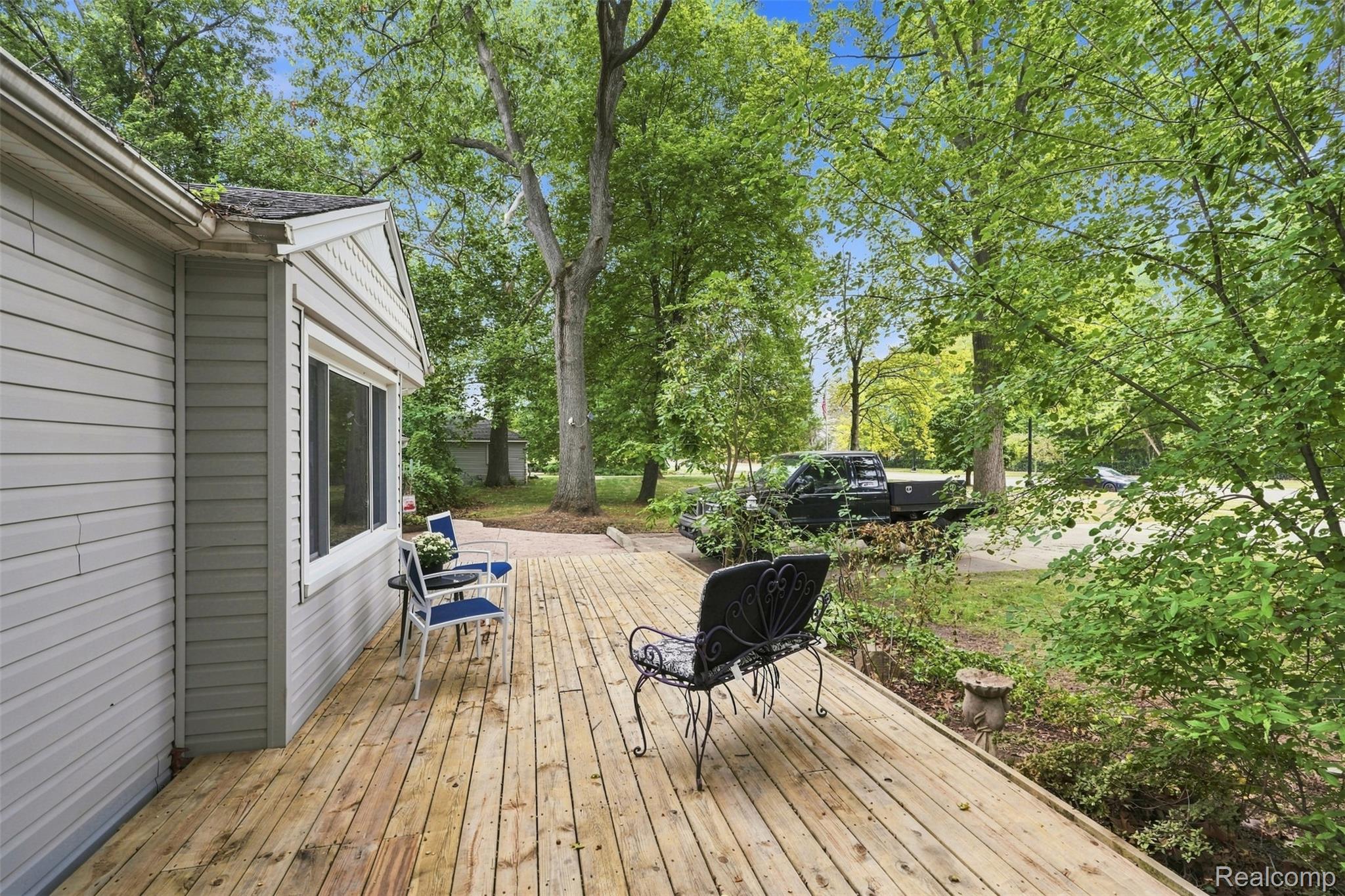 23366 Superior Parkway