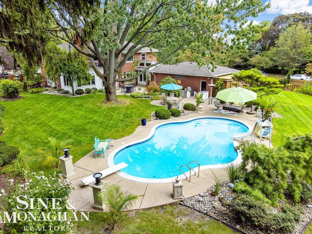 615 Westchester Road