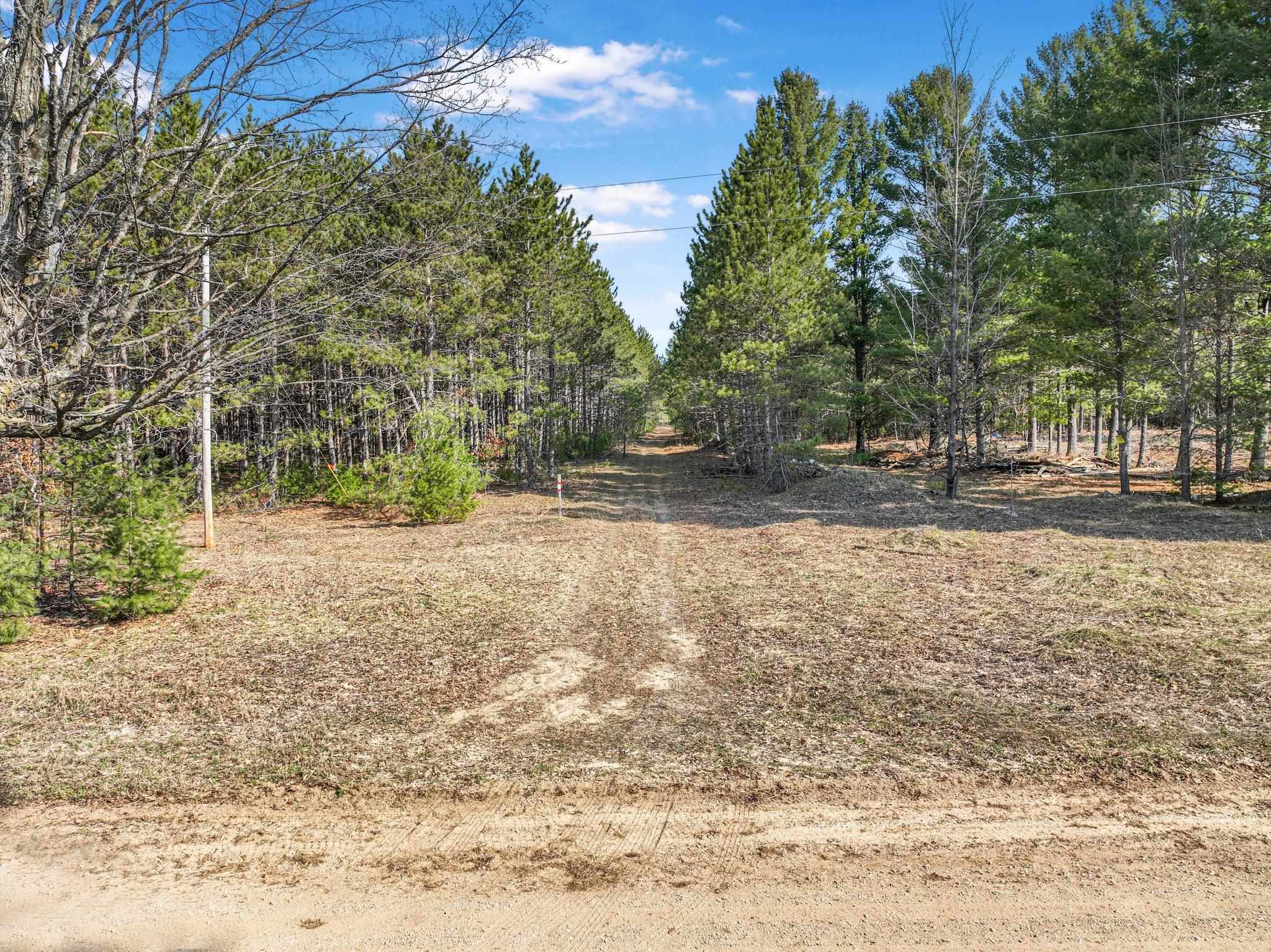 7020 NW Round Lake Road