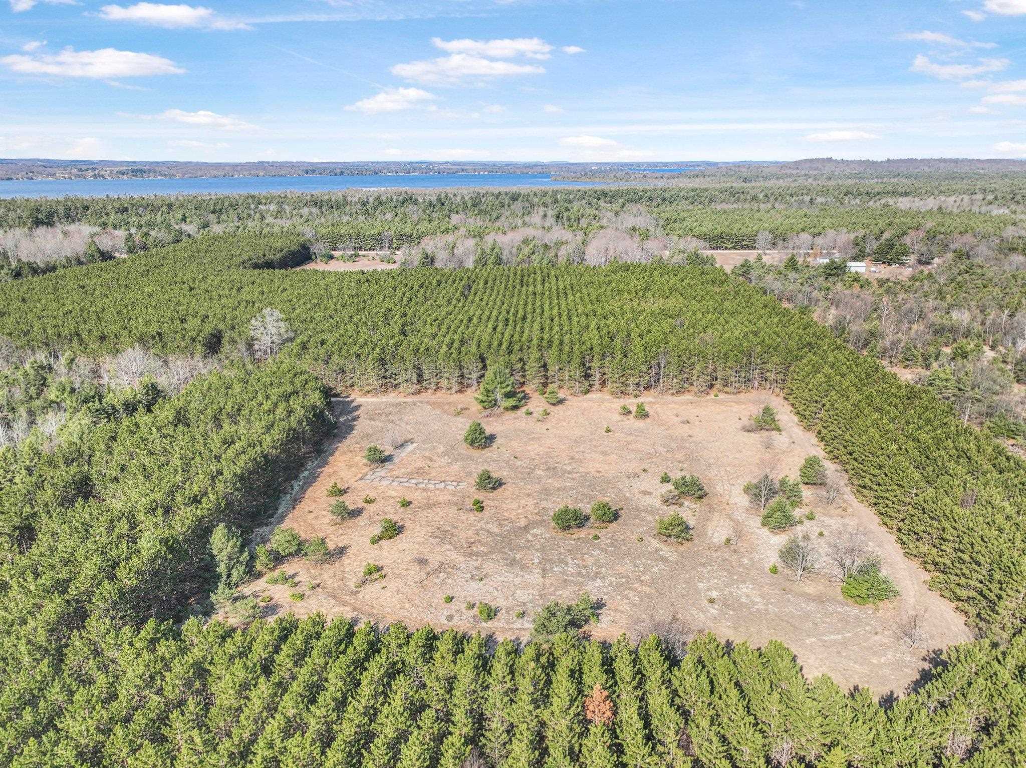 7020 NW Round Lake Road