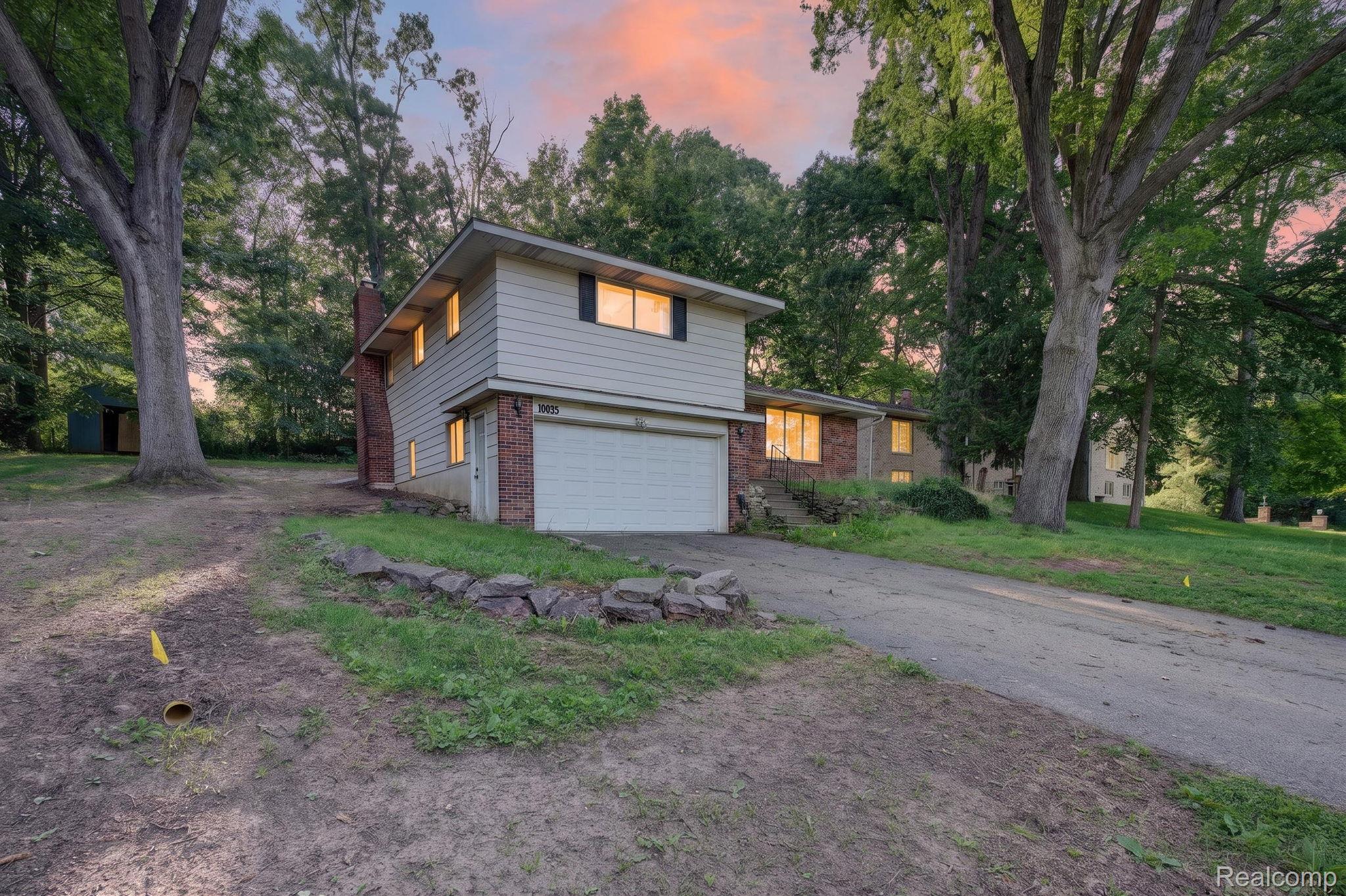 11035 White Oak Drive