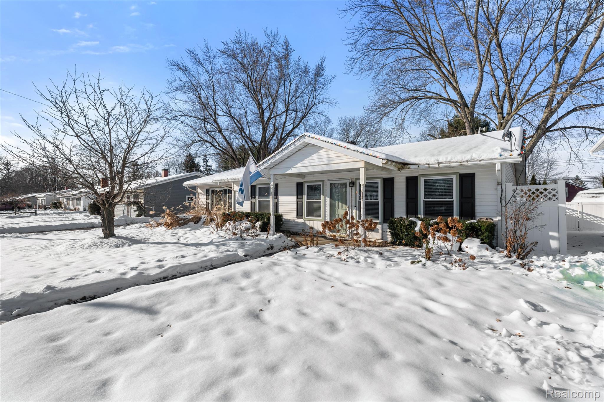 6404 Richalle Street