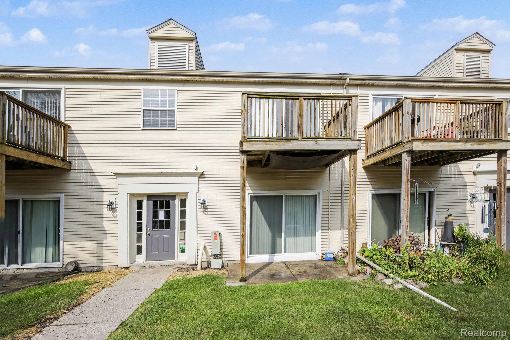 833 Bloomfield Village Boulevard G