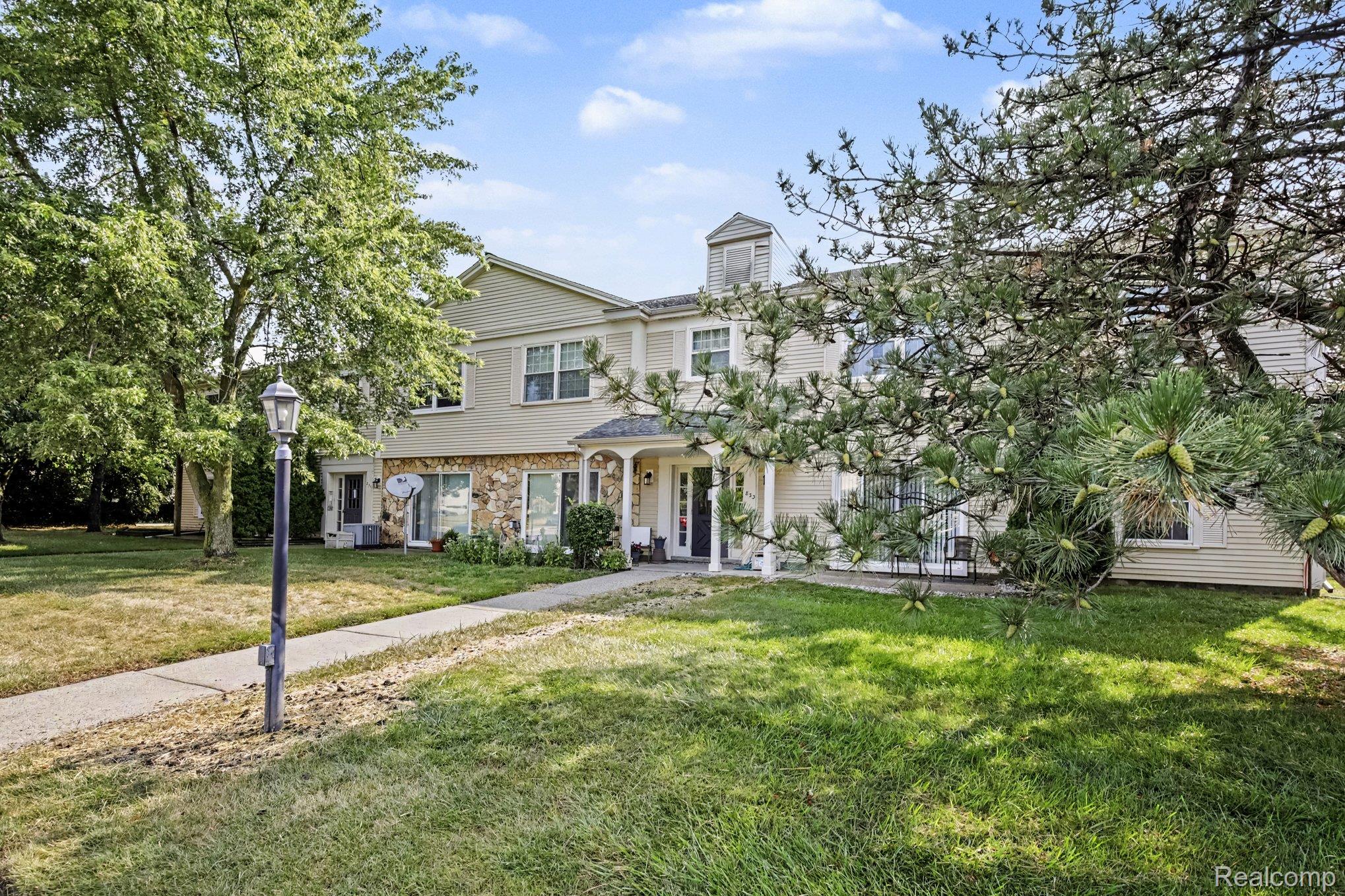 833 Bloomfield Village Boulevard G