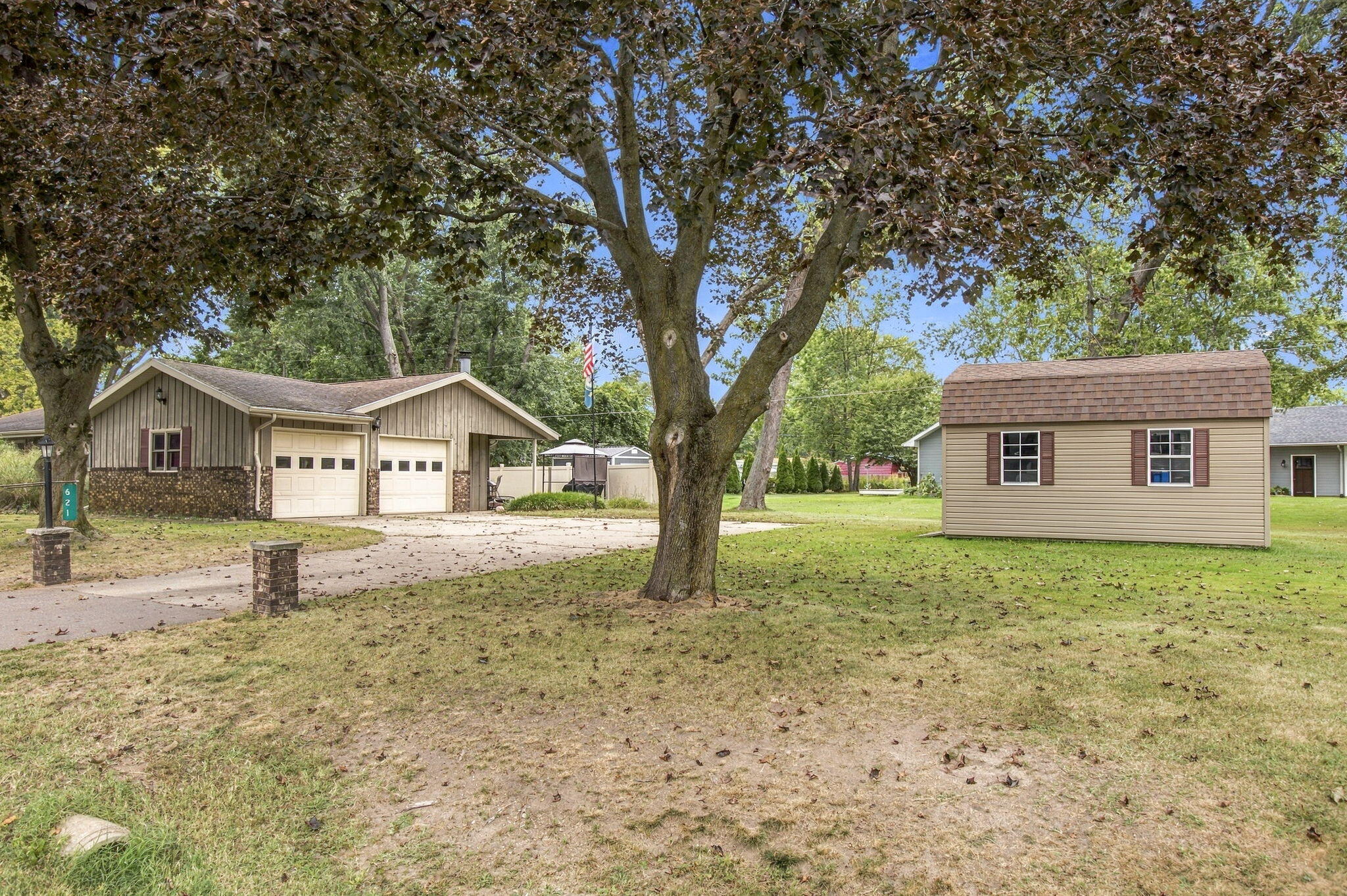 621 Manitou Road