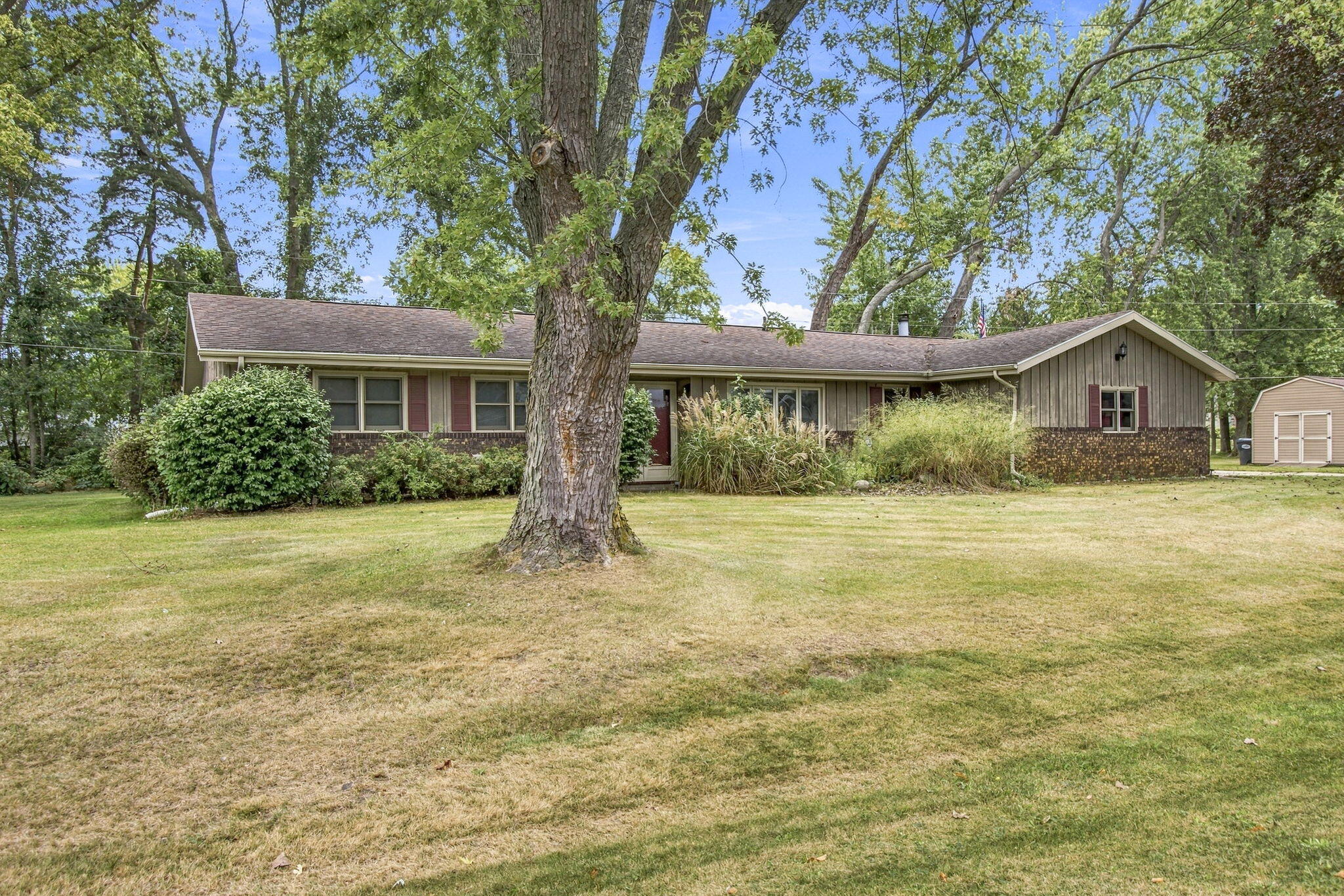 621 Manitou Road