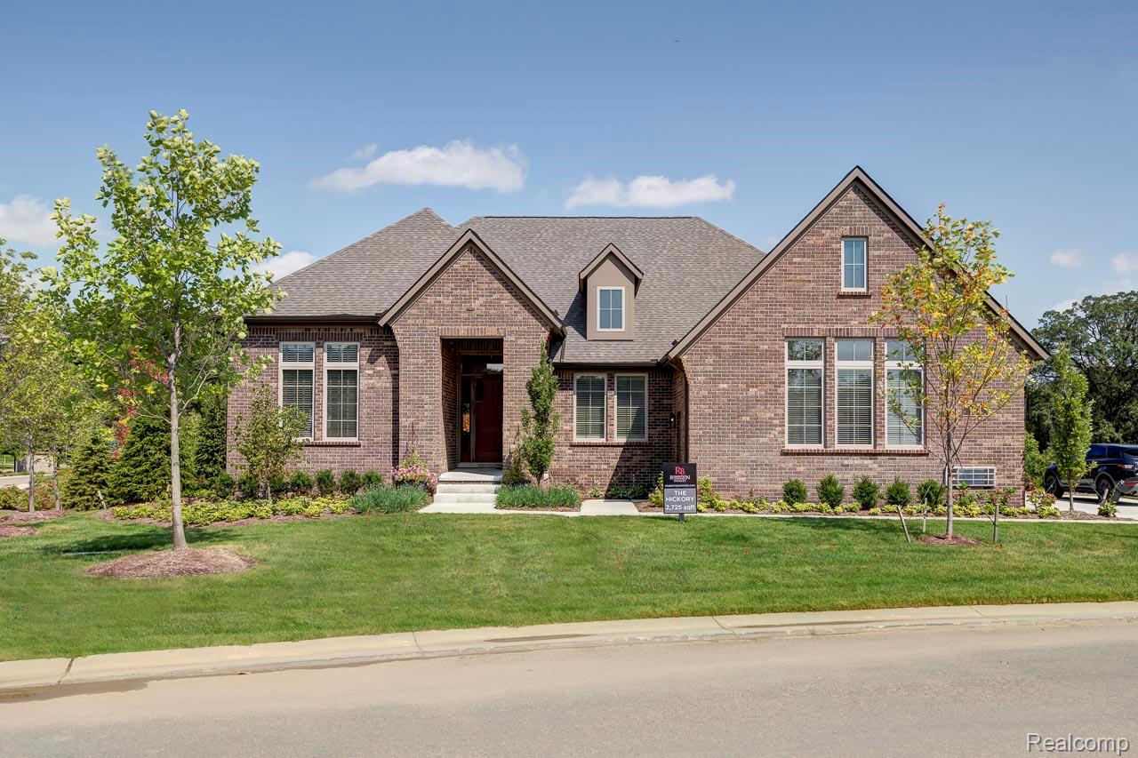 30809 E Franklin Hills Court E 8