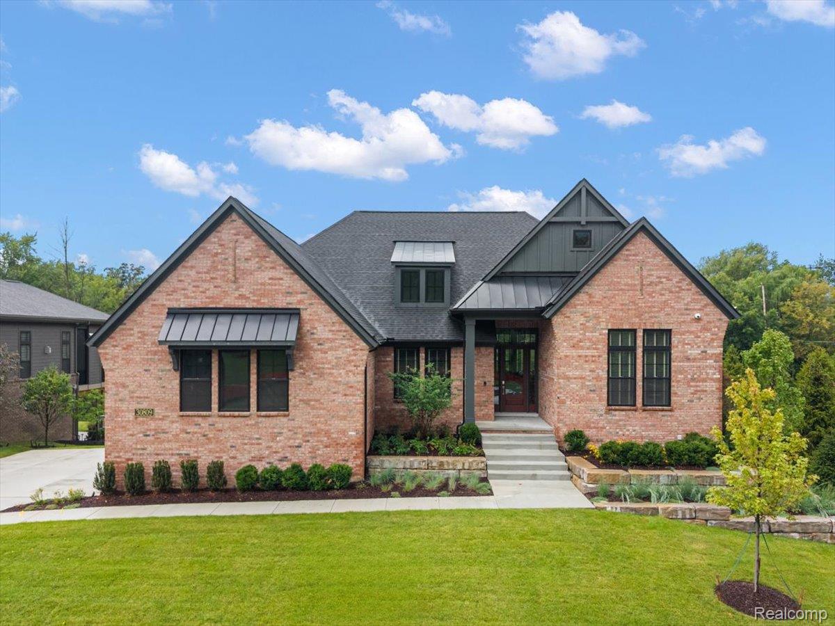30809 E Franklin Hills Court E 8