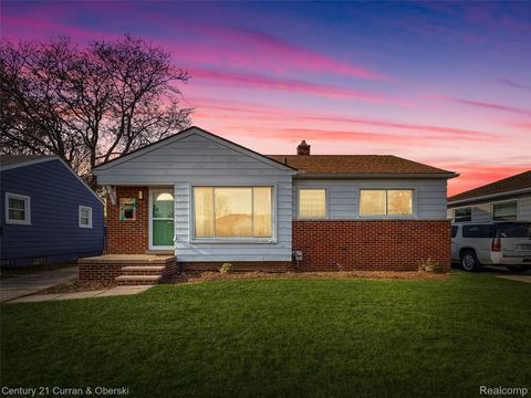 28425 Alger Boulevard Madison Heights City MI 48071