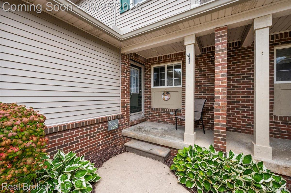 121 Newberry Lane