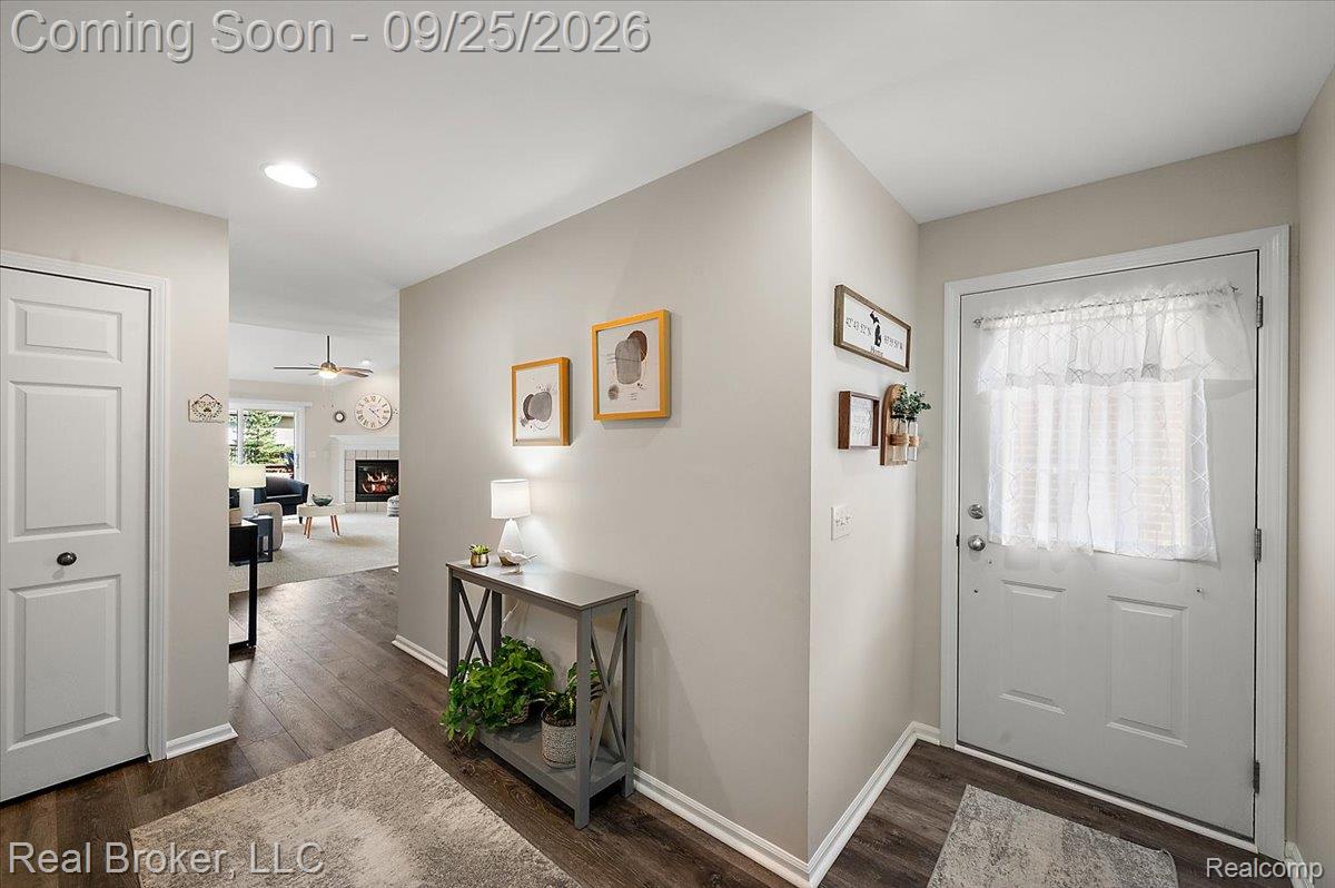 121 Newberry Lane