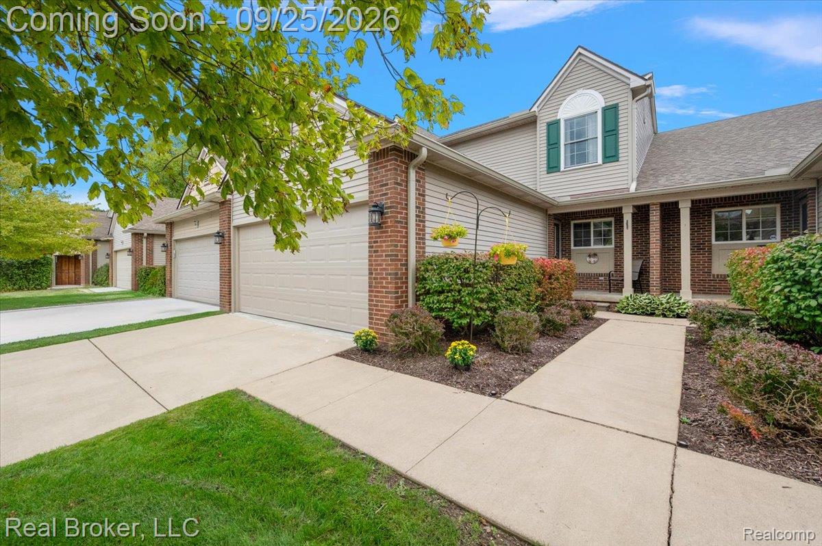 121 Newberry Lane