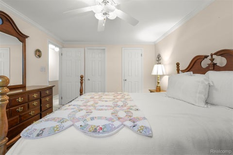 Tiny photo for 26234 Tennant Street, Dearborn Heights City, MI 48127 (MLS # 20261085308)