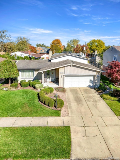 Tiny photo for 26234 Tennant Street, Dearborn Heights City, MI 48127 (MLS # 20261085308)