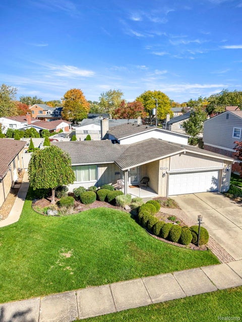 Tiny photo for 26234 Tennant Street, Dearborn Heights City, MI 48127 (MLS # 20261085308)