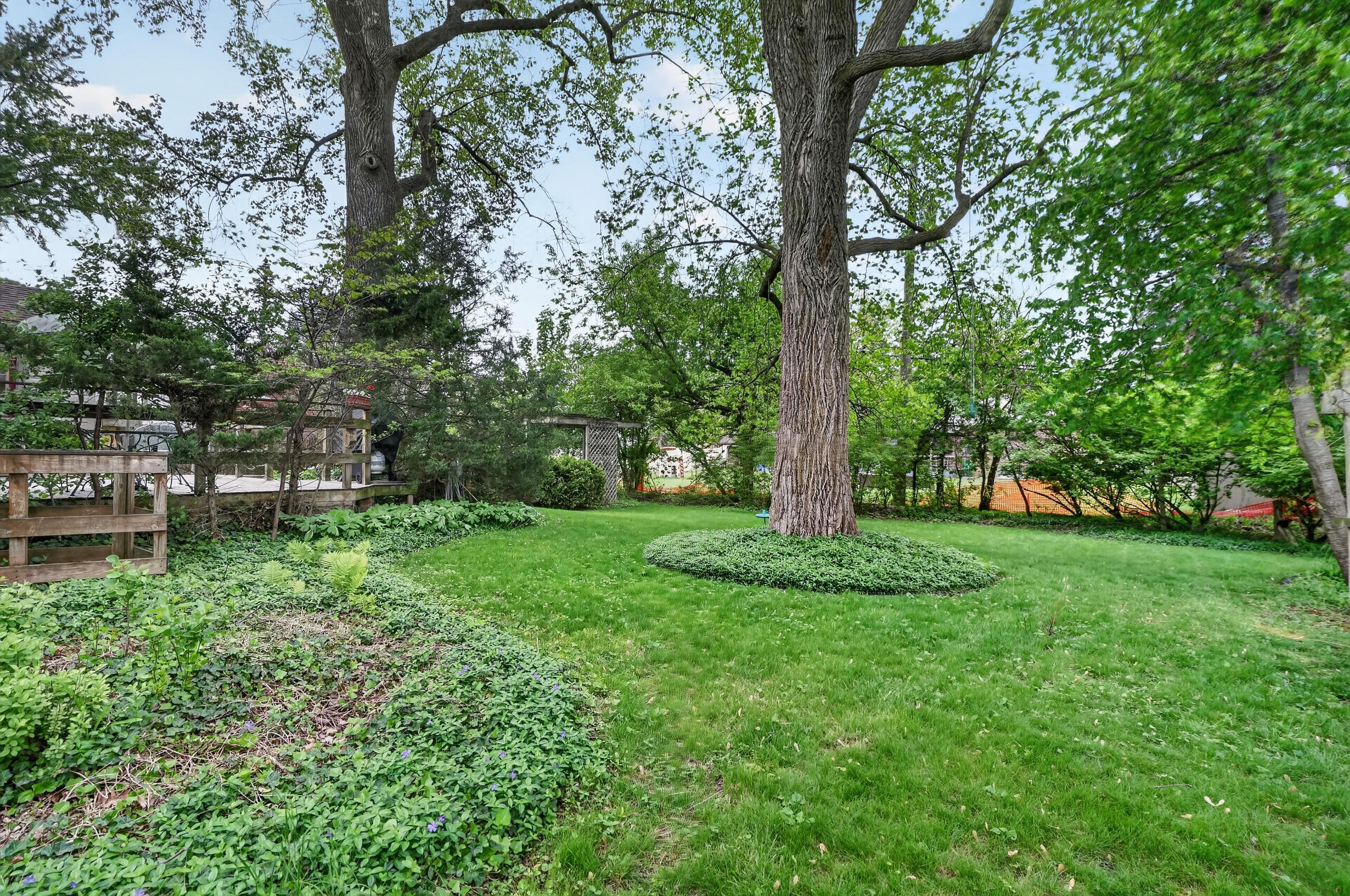 15128 Lexington