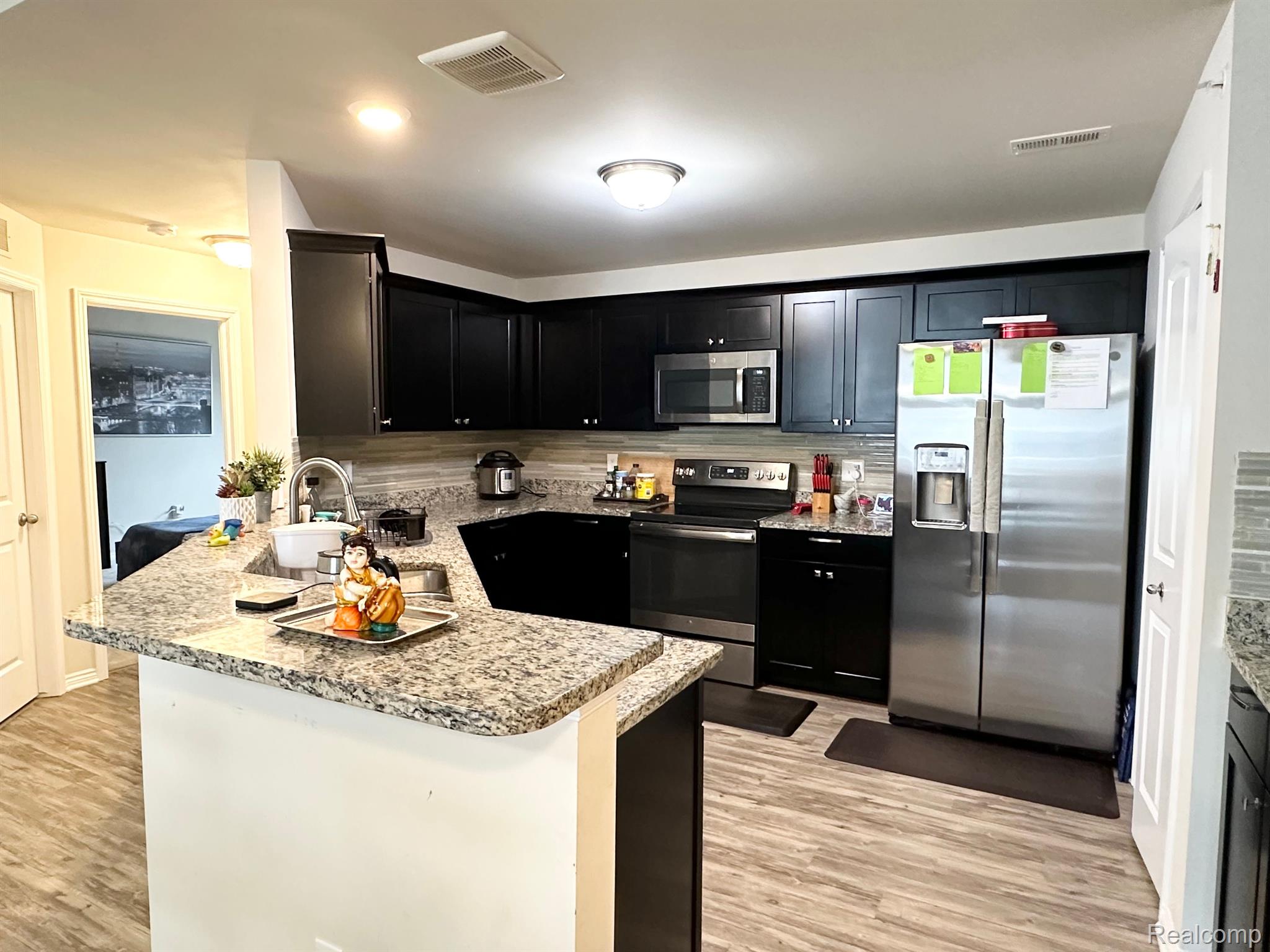 1216 ORCHID Circle 18