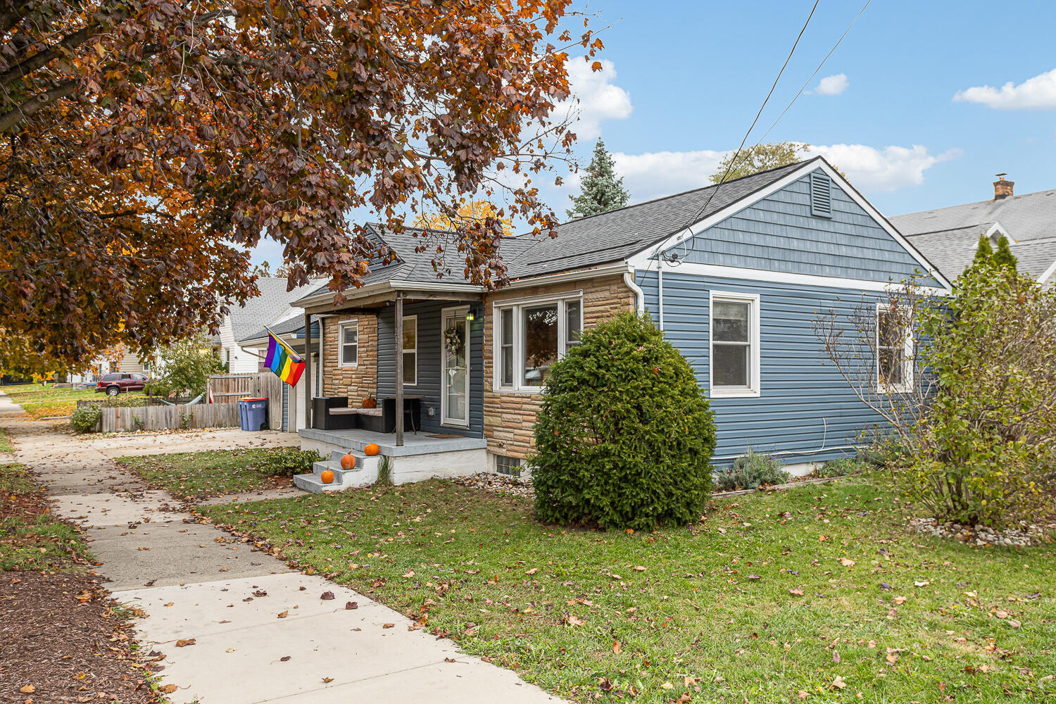 288 Garfield Avenue SW