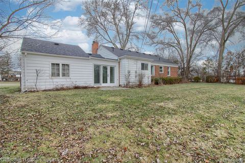 Tiny photo for 16975 W 14 Mile Road, Beverly Hills Village, MI 48025 (MLS # 20261016177)