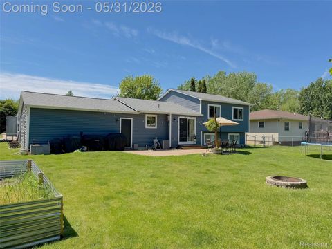 Tiny photo for 4102 Farner Street, Fenton Charter Township, MI 48451 (MLS # 20261039647)