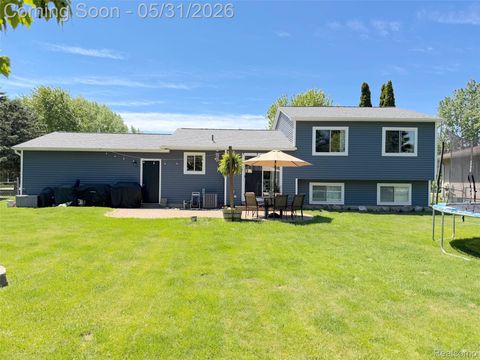 Tiny photo for 4102 Farner Street, Fenton Charter Township, MI 48451 (MLS # 20261039647)