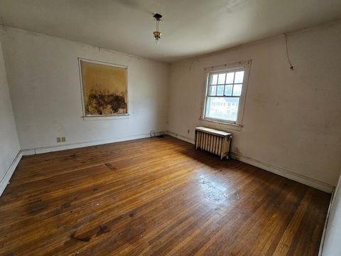 Tiny photo for 1620 Mason Street, Flint City, MI 48503 (MLS # 5050202653)