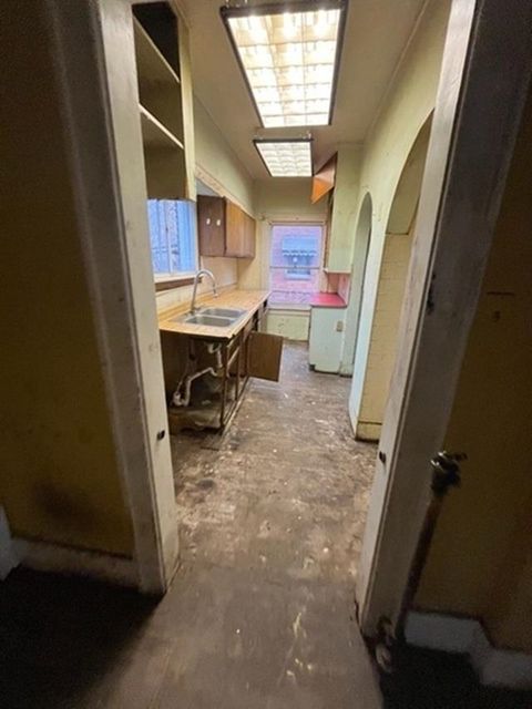 Tiny photo for 1620 Mason Street, Flint City, MI 48503 (MLS # 5050202653)