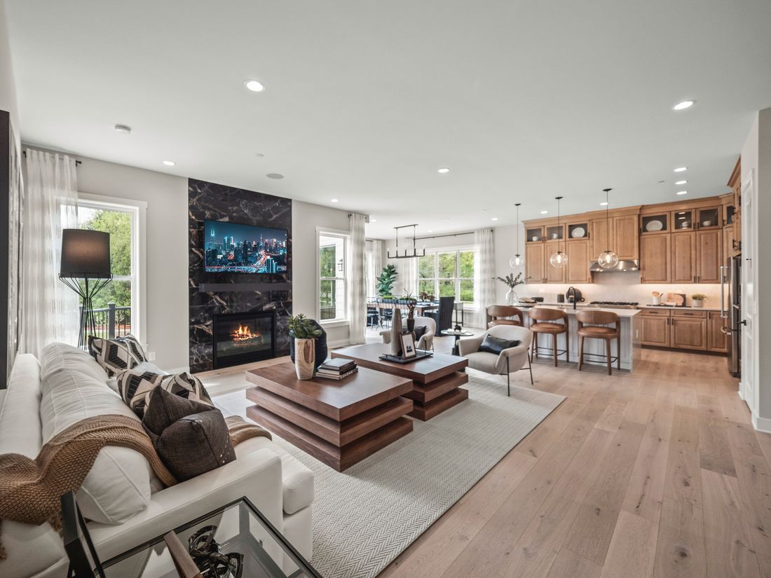 2413 PROVENCAL Drive