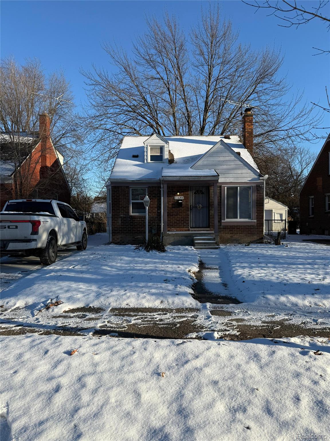 11640 Somerset Avenue