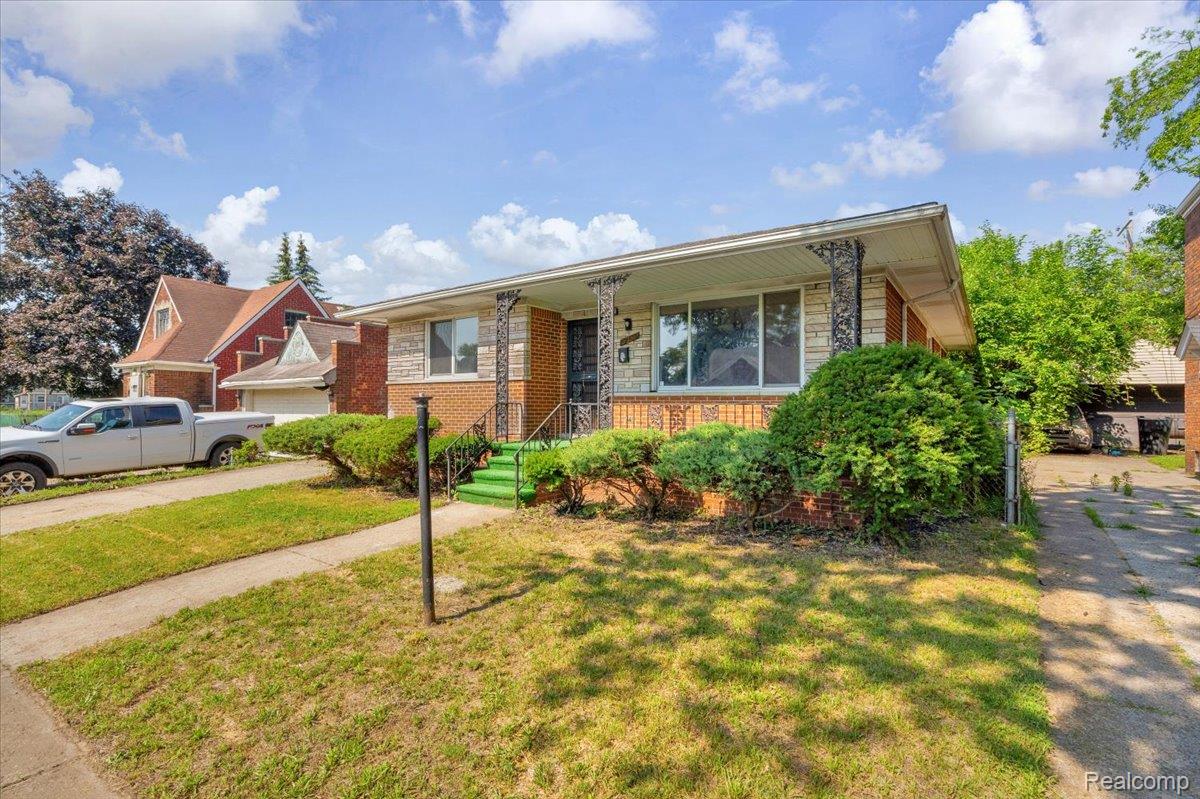 19155 Gallagher Street