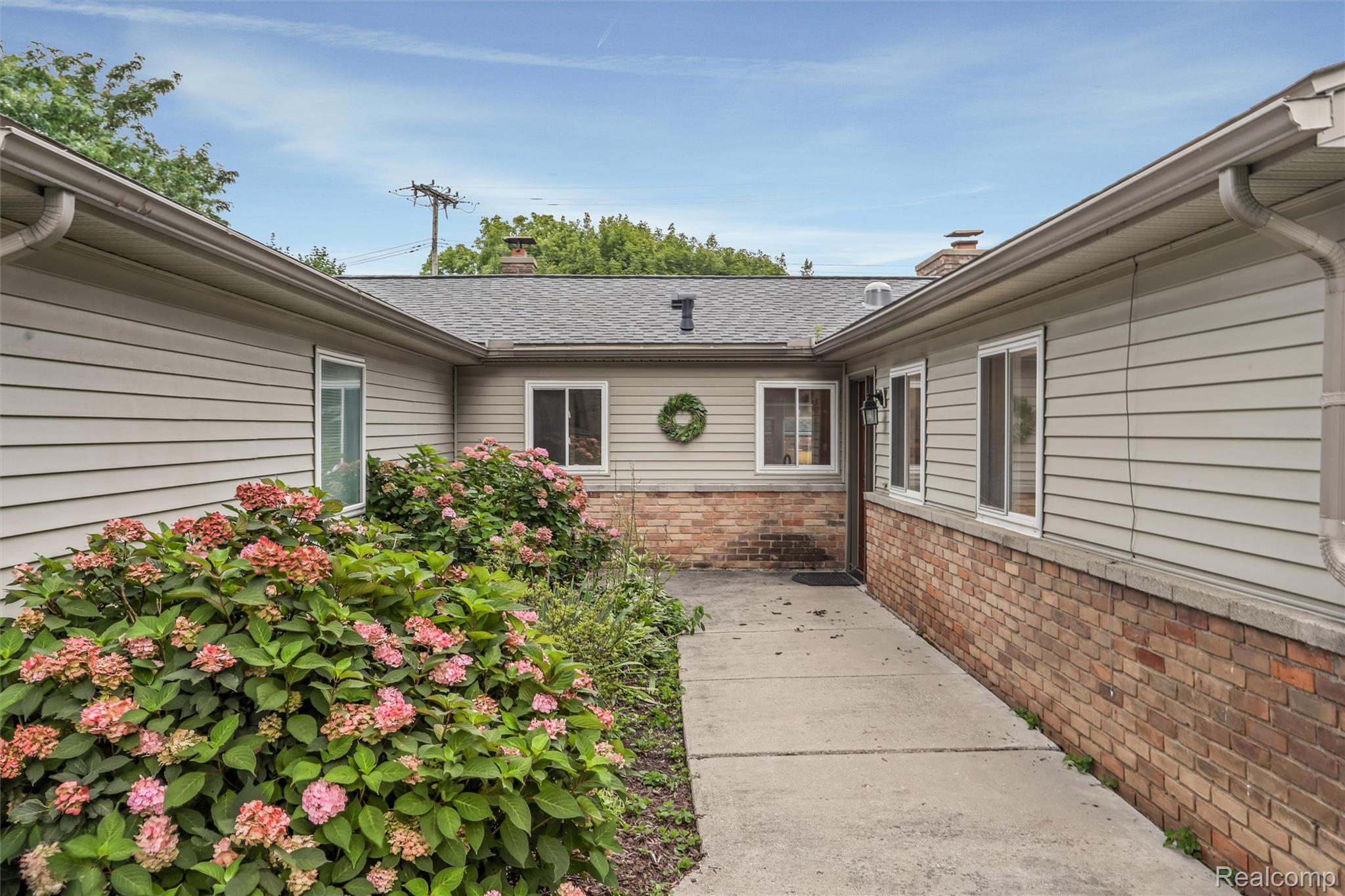 5908 Burnham Road